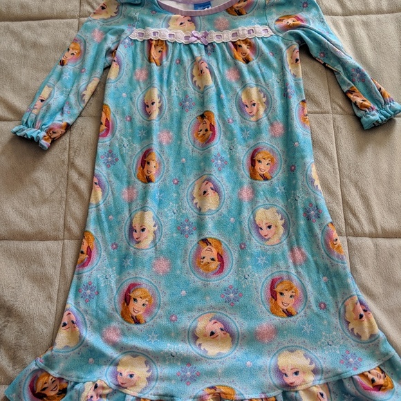 Girls Disney Nightgowns size 3T bundle of 5 - Picture 6 of 7